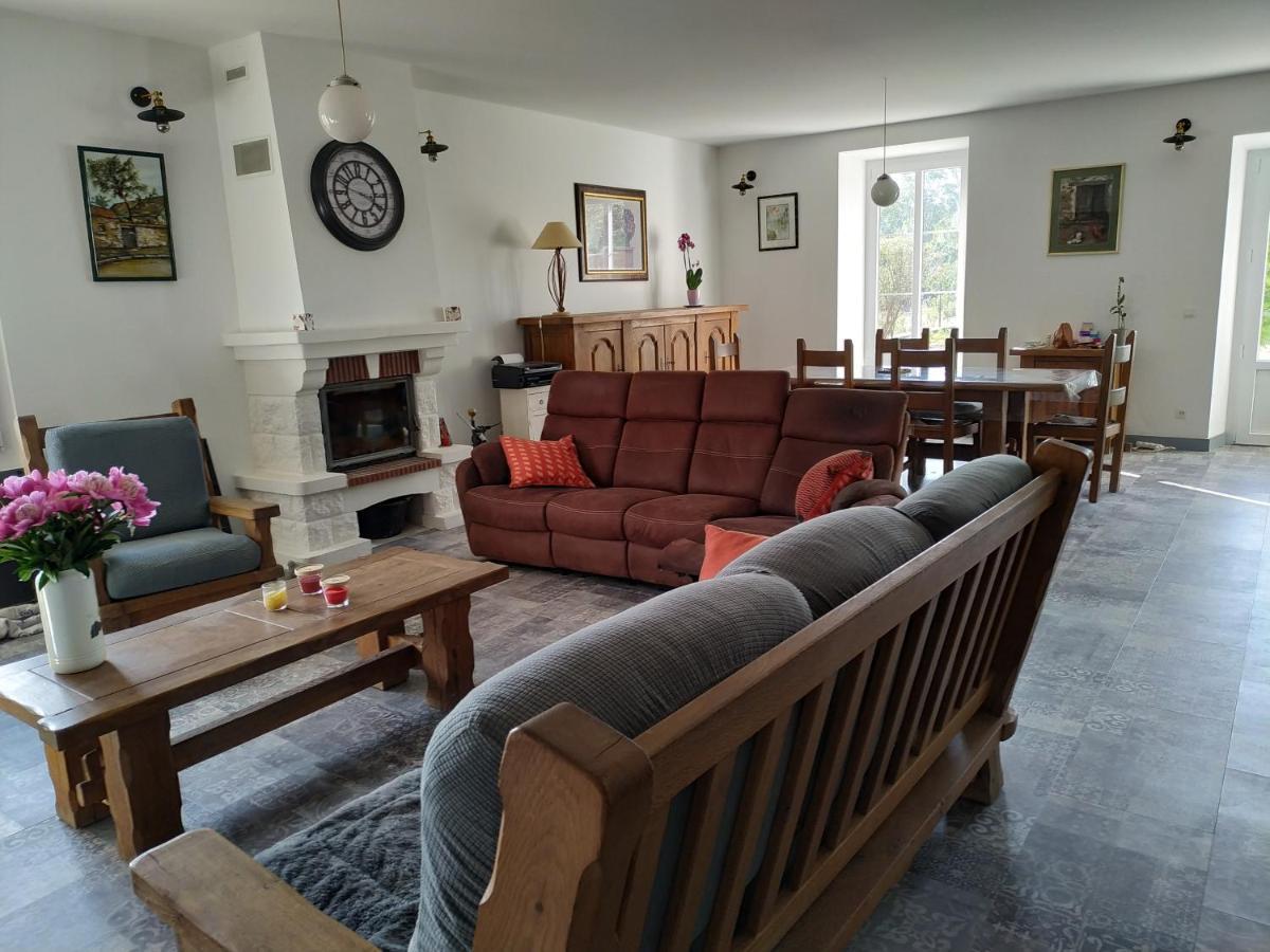 Chambre D'Hotes De Lamy 2 Pierrerue  Dış mekan fotoğraf